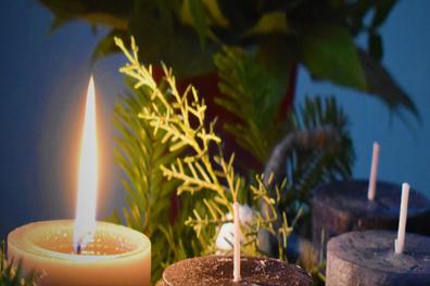 Adventthumb1 copy.jpg